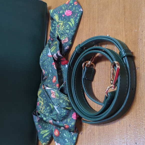 Into The Woods Green Tote Bag - Fable England x Catherine Rowe Designs - Picture 6 of 6